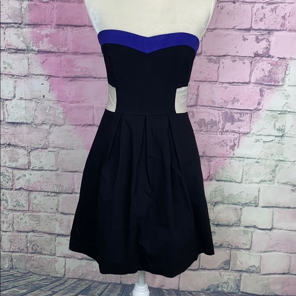 Urban Outfitters Dresses & Skirts - Sparkle and fade UO black strapless mini dress L